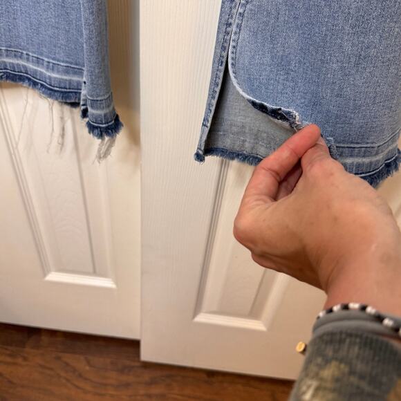 Mumu Blue Jeans-Sz 28x32-distressed bell bottoms- - Picture 4 of 8